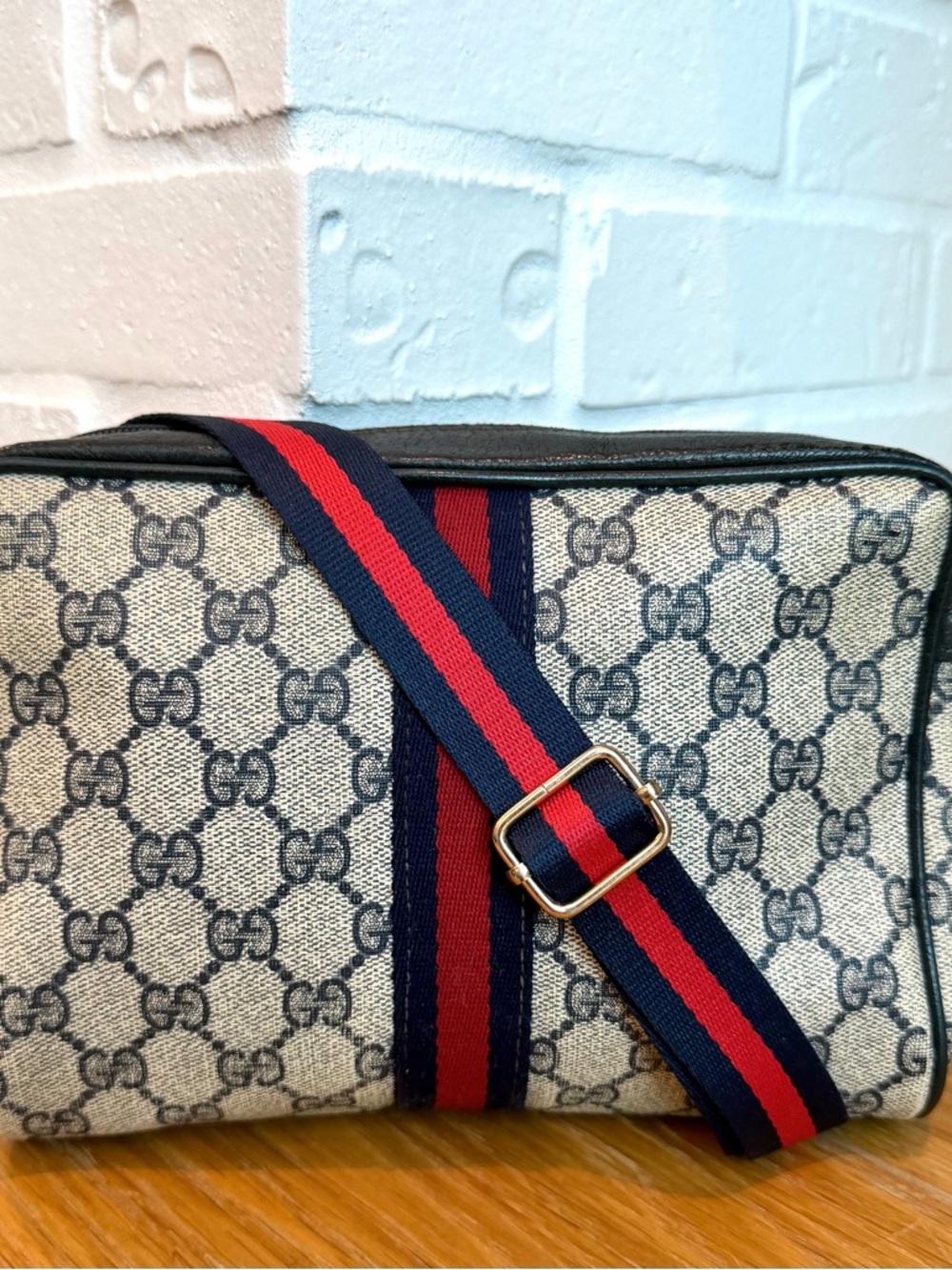 Gucci Authentic Vintage Navy Ophidia Sherry Line Clutch / Crossbody Bag